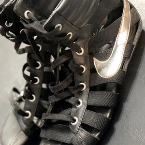 Nike Gladiator Sandal - 8.5